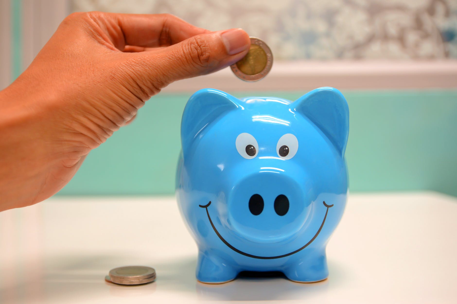 Finanças pessoais: especialista dá 5 dicas para reduzir despesas